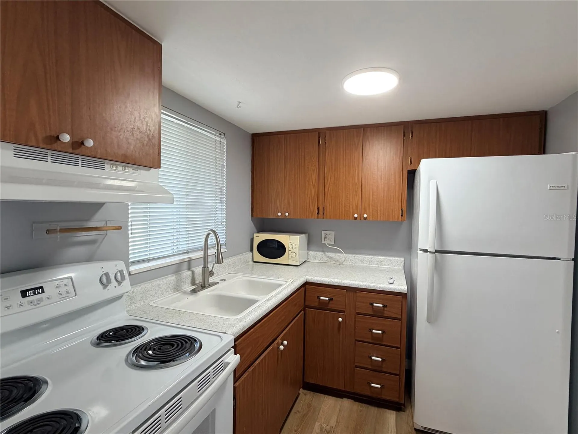 1825 Flamingo Boulevard Bradenton FL 34207