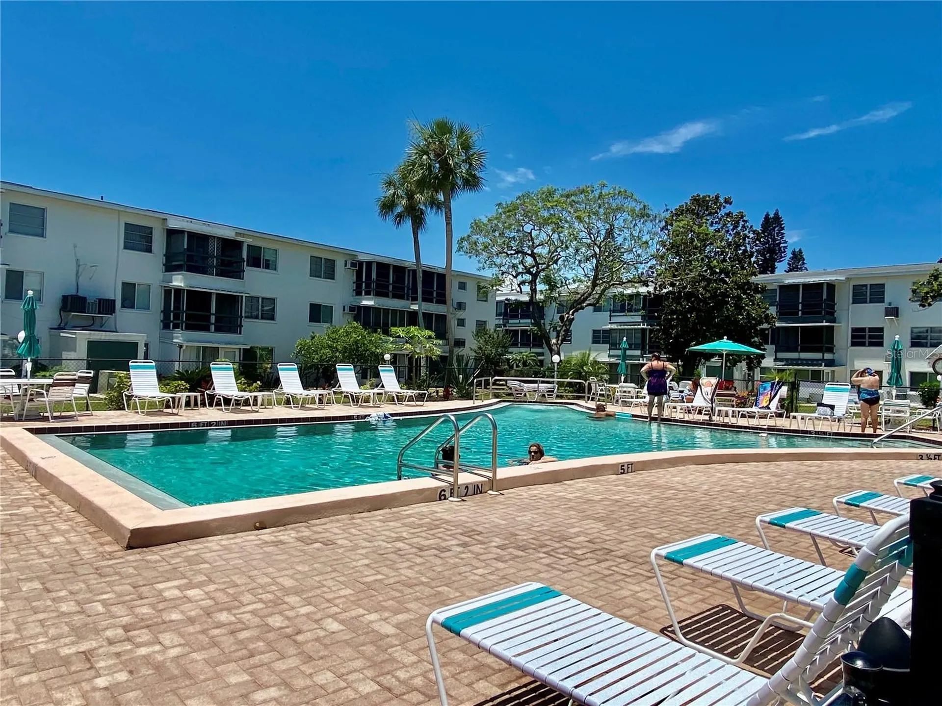 1825 Flamingo Boulevard Bradenton FL 34207