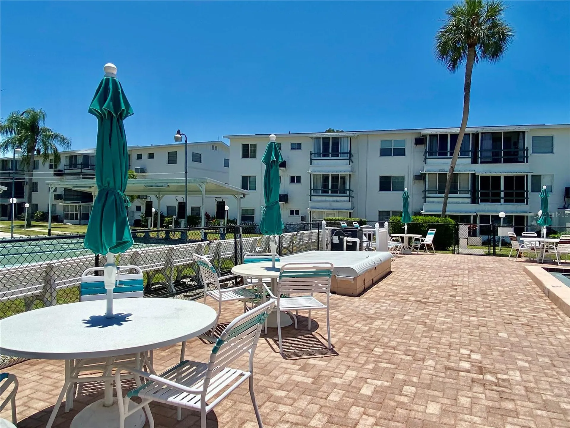 1825 Flamingo Boulevard Bradenton FL 34207