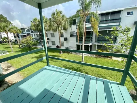 1825 Flamingo Boulevard Bradenton FL 34207