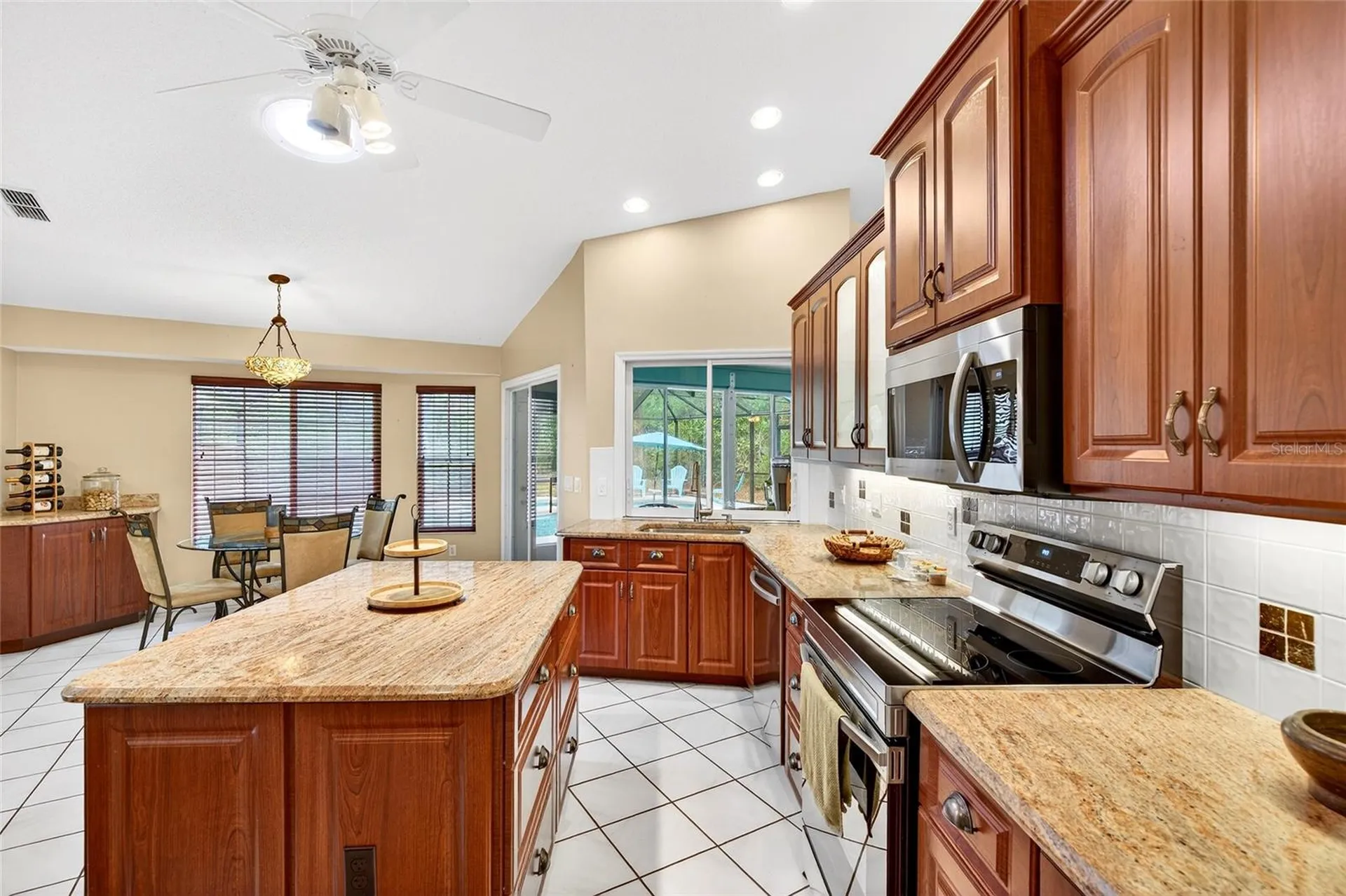 18848 SW 93rd Loop Dunnellon FL 34432