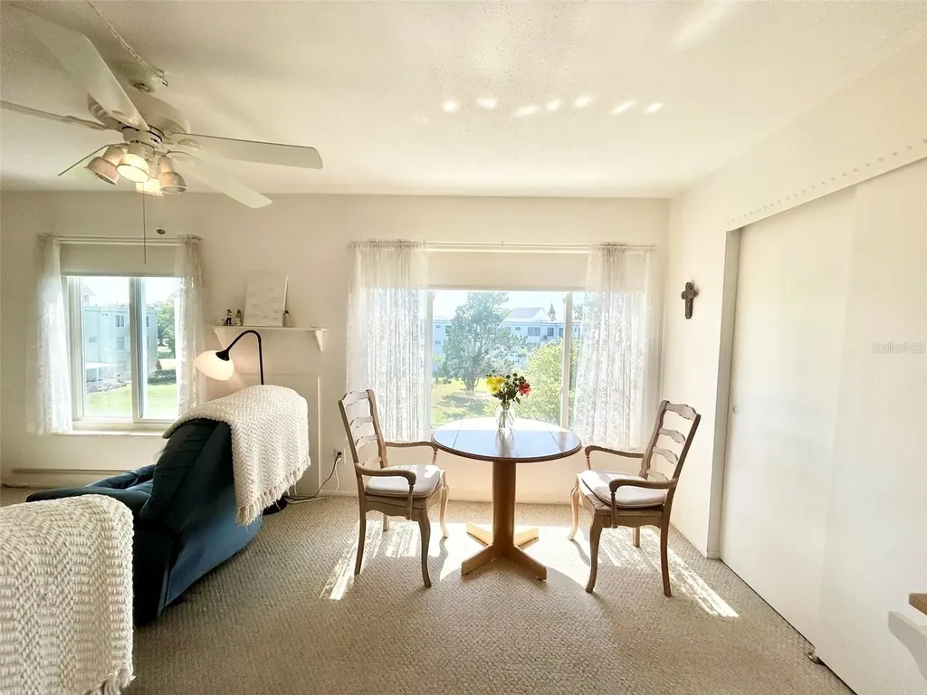 2447 Ecuadorian Way Clearwater FL 33763