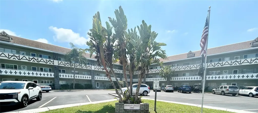 2447 Ecuadorian Way Clearwater FL 33763
