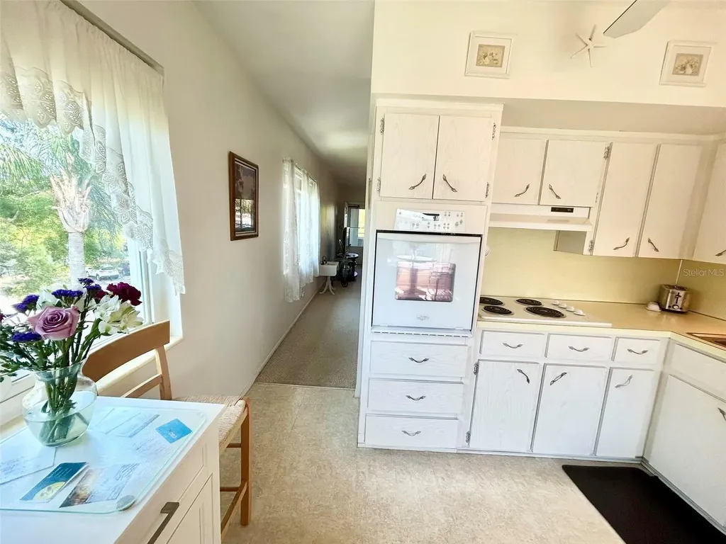 2447 Ecuadorian Way Clearwater FL 33763