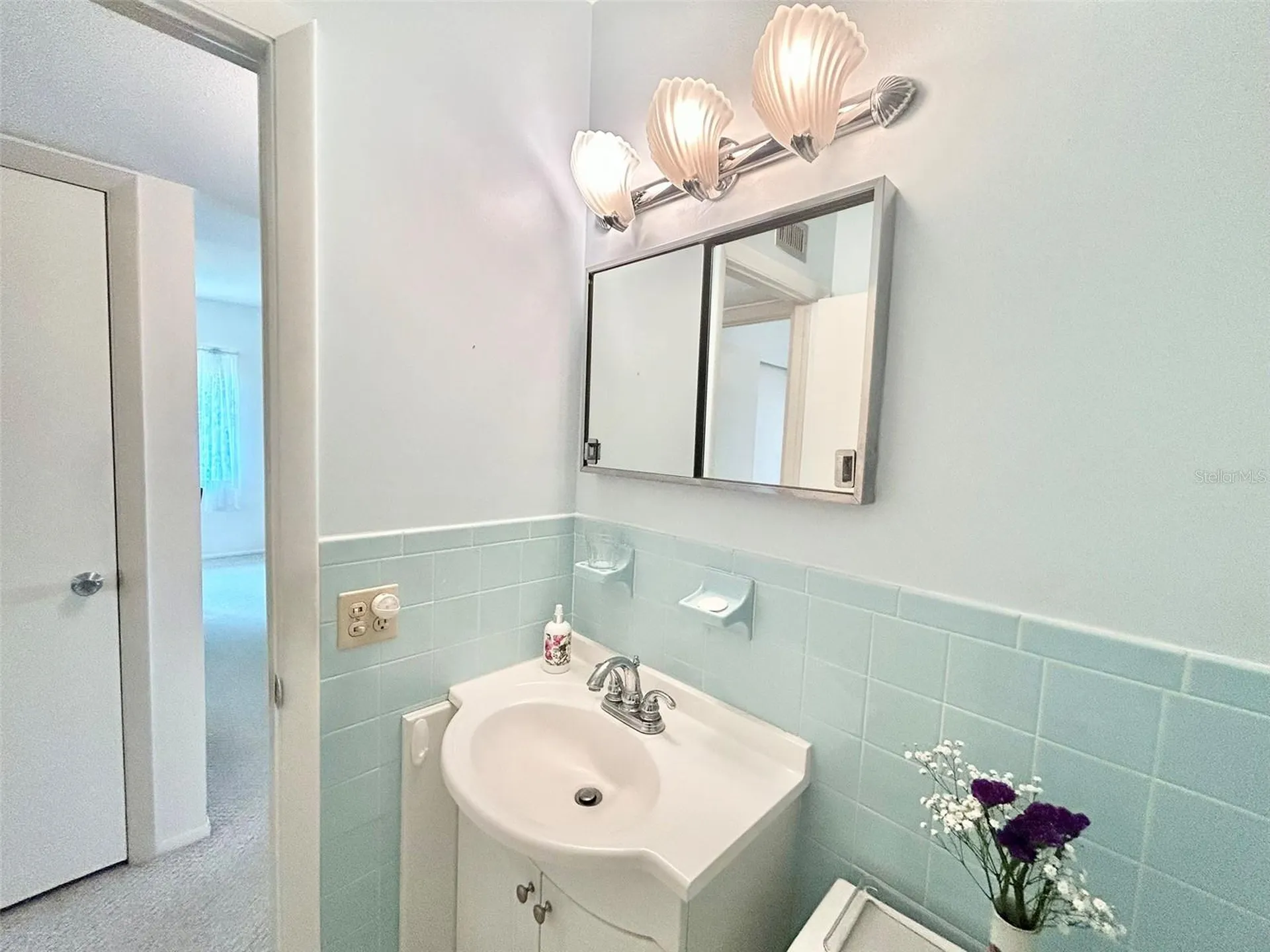 2447 Ecuadorian Way Clearwater FL 33763