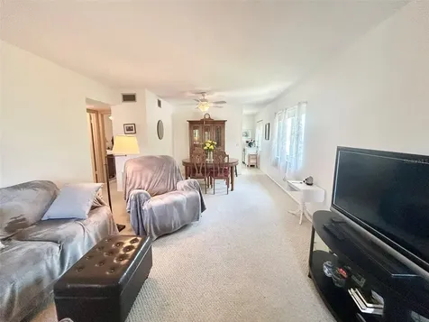 2447 Ecuadorian Way Clearwater FL 33763