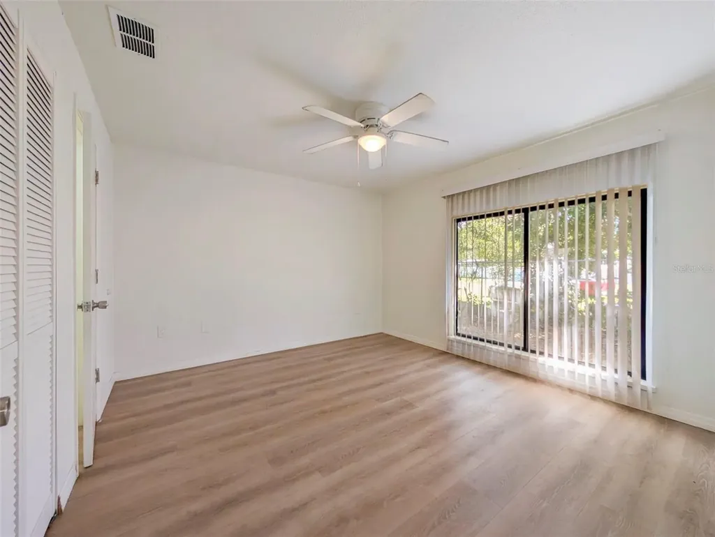 2422 11th Street W Bradenton FL 34205