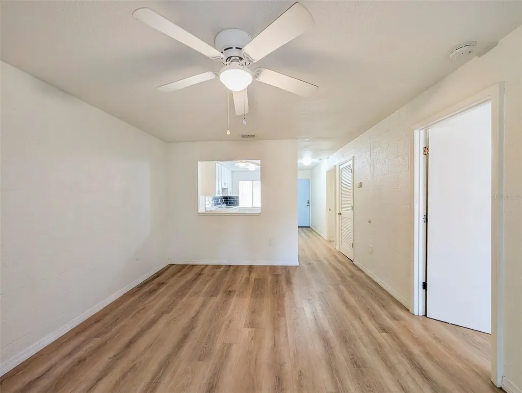 2422 11th Street W Bradenton FL 34205