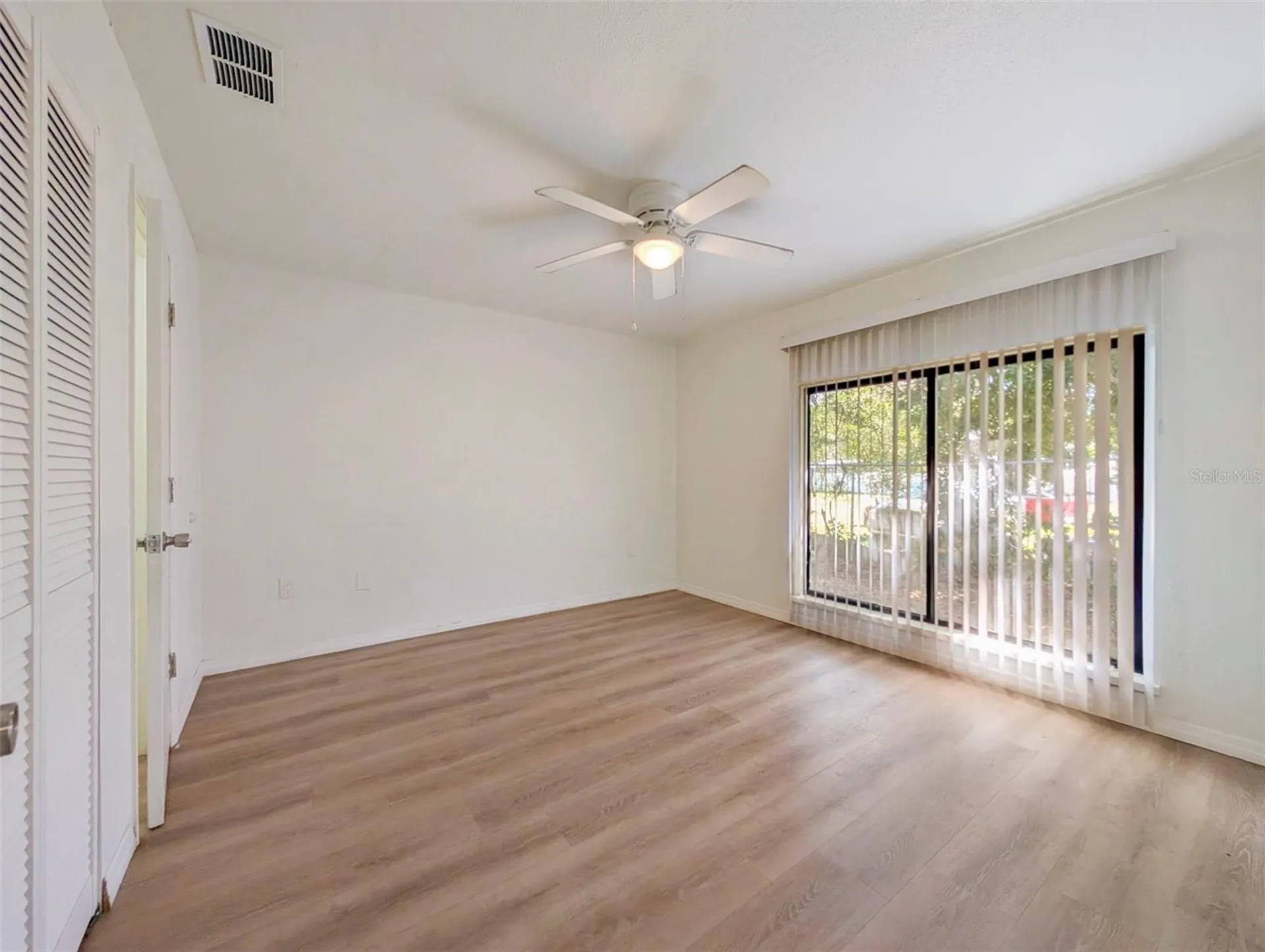 2422 11th Street W Bradenton FL 34205