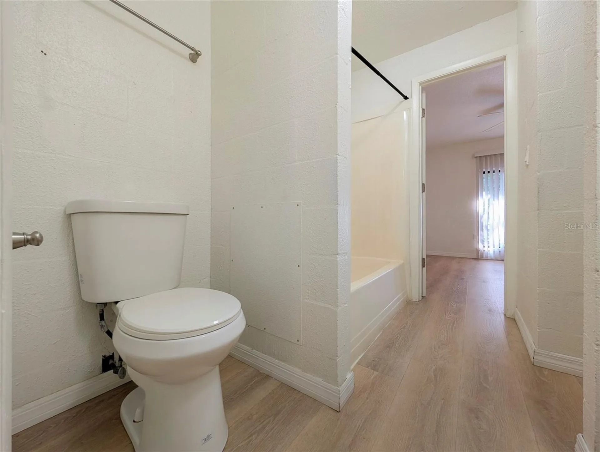 2422 11th Street W Bradenton FL 34205