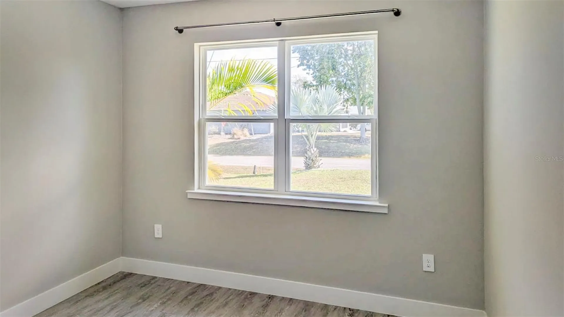 2422 11th Street W Bradenton FL 34205