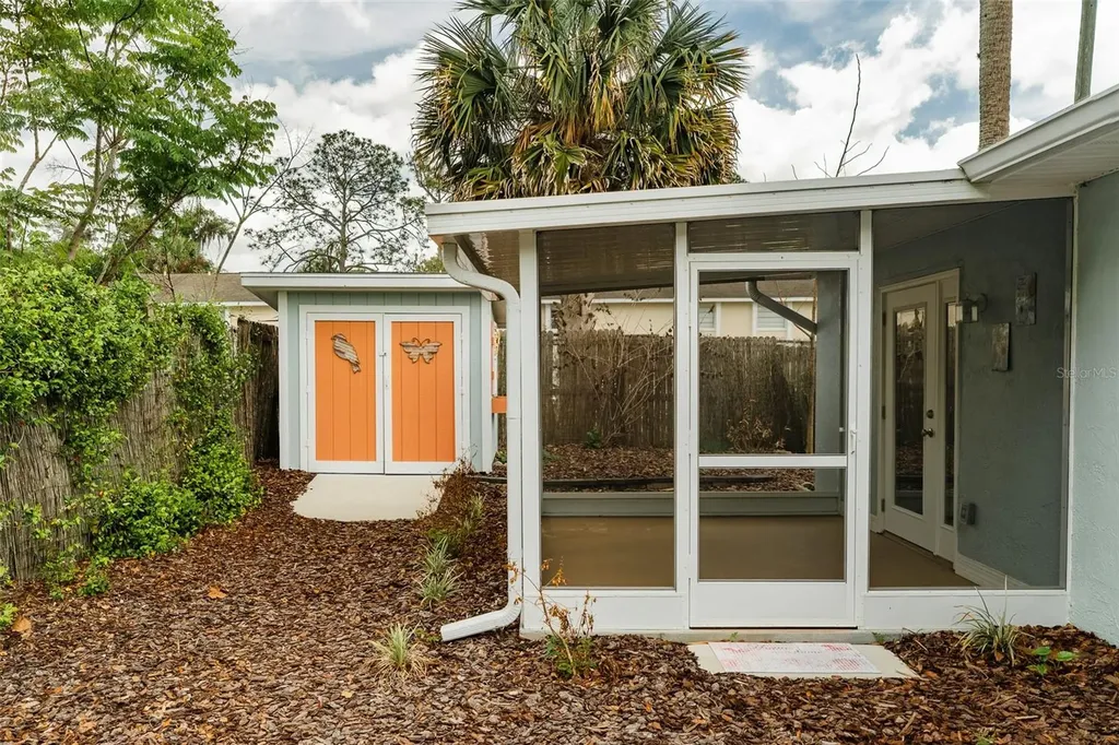 321 W Pennsylvania Avenue Deland FL 32720
