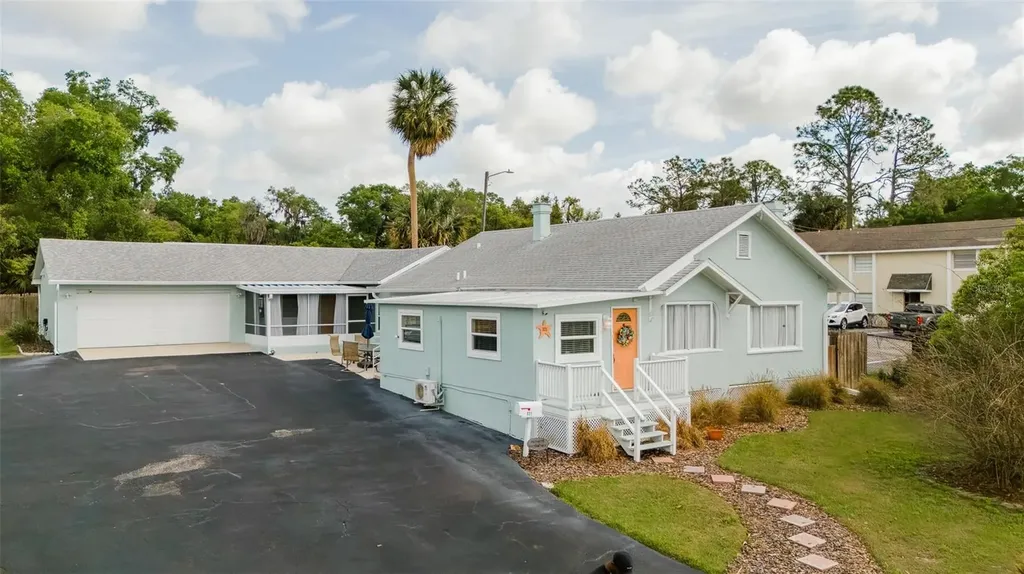 321 W Pennsylvania Avenue Deland FL 32720