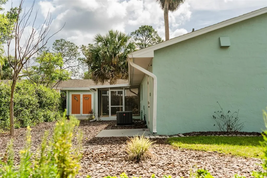 321 W Pennsylvania Avenue Deland FL 32720