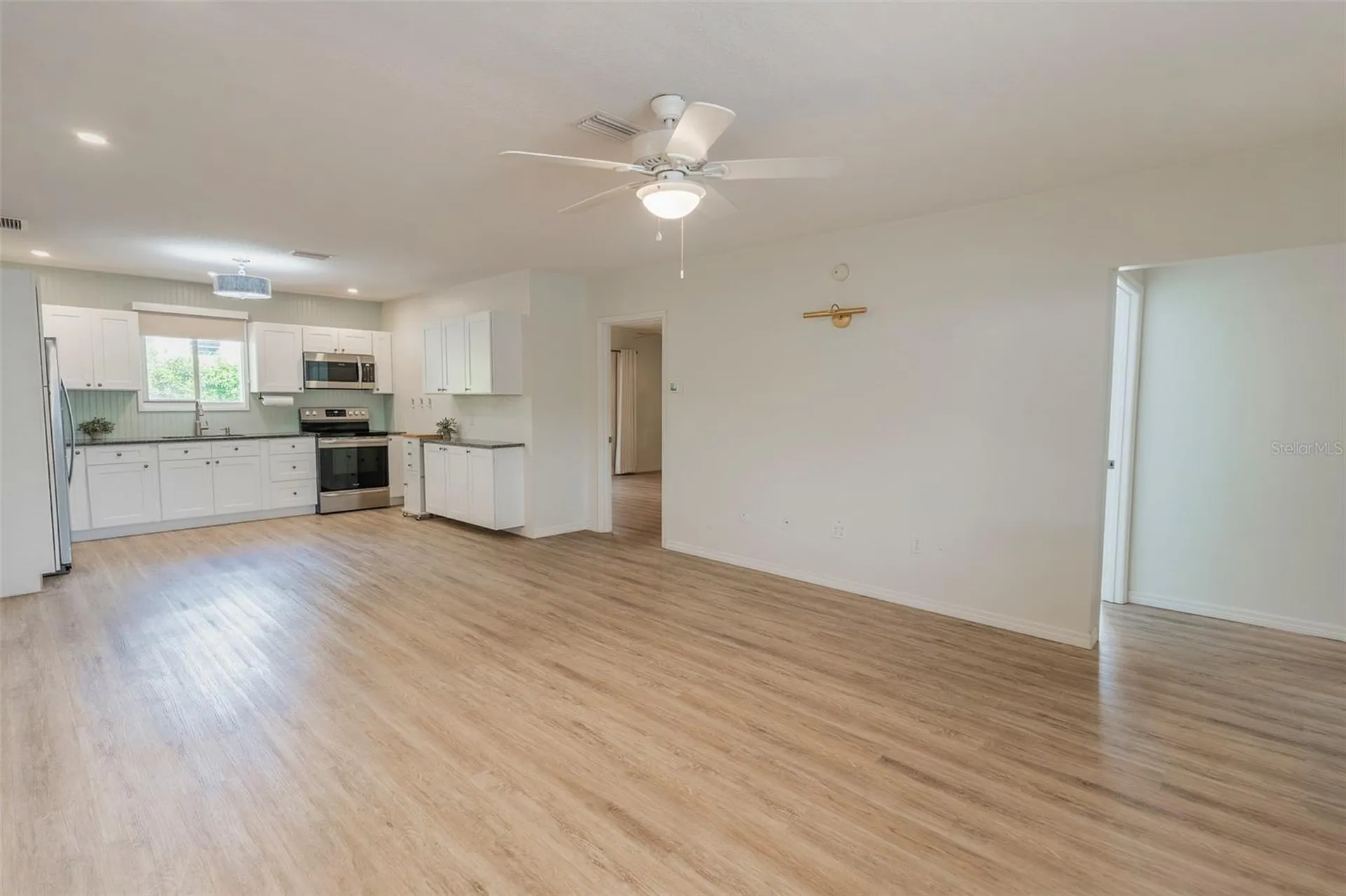 321 W Pennsylvania Avenue Deland FL 32720