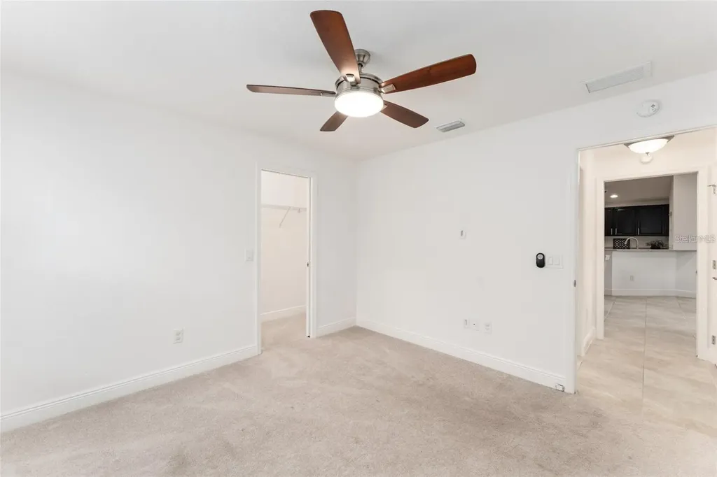 10396 Silver Maple Avenue Oxford FL 34484