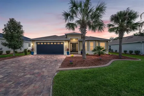 10396 Silver Maple Avenue Oxford FL 34484