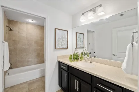 10396 Silver Maple Avenue Oxford FL 34484