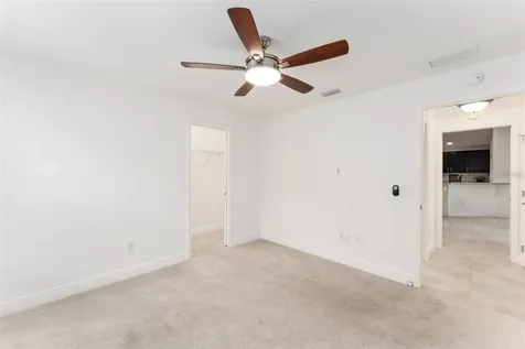 10396 Silver Maple Avenue Oxford FL 34484