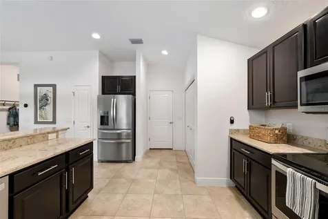 10396 Silver Maple Avenue Oxford FL 34484