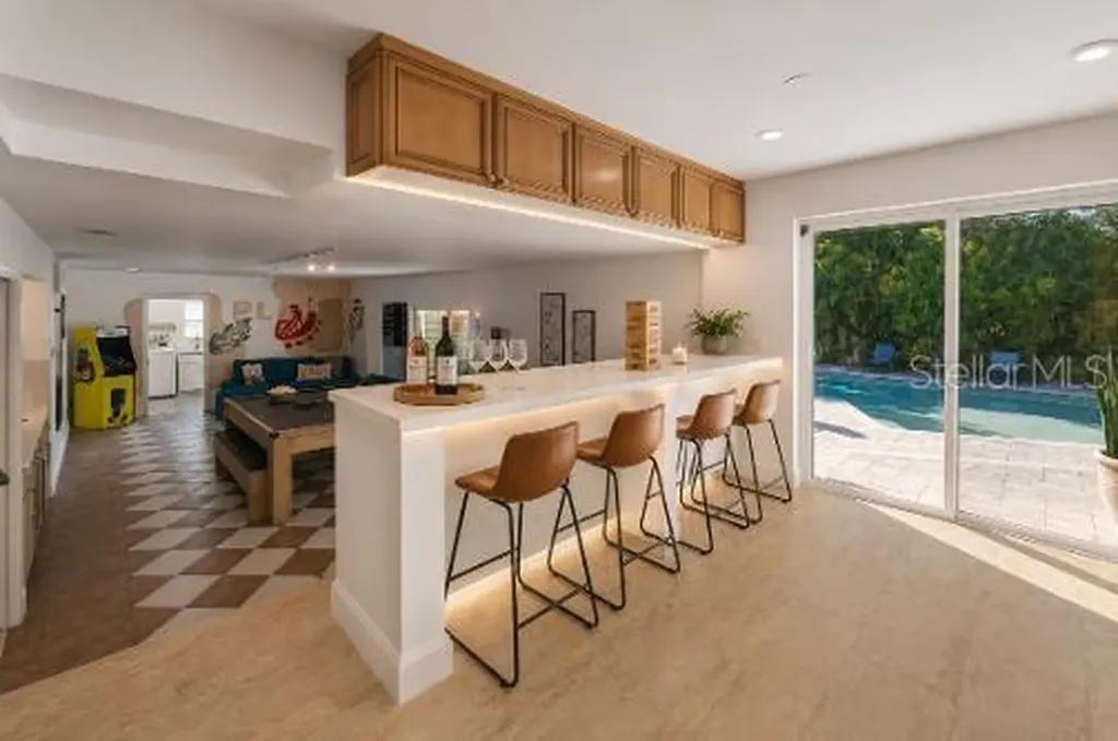 1584 Oak Lane Clearwater FL 33764