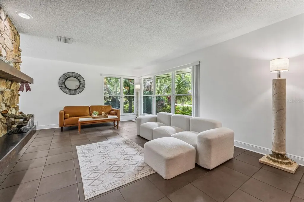 1584 Oak Lane Clearwater FL 33764