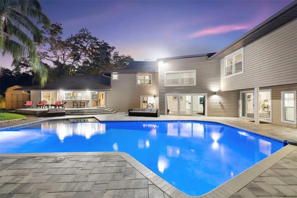 1584 Oak Lane Clearwater FL 33764