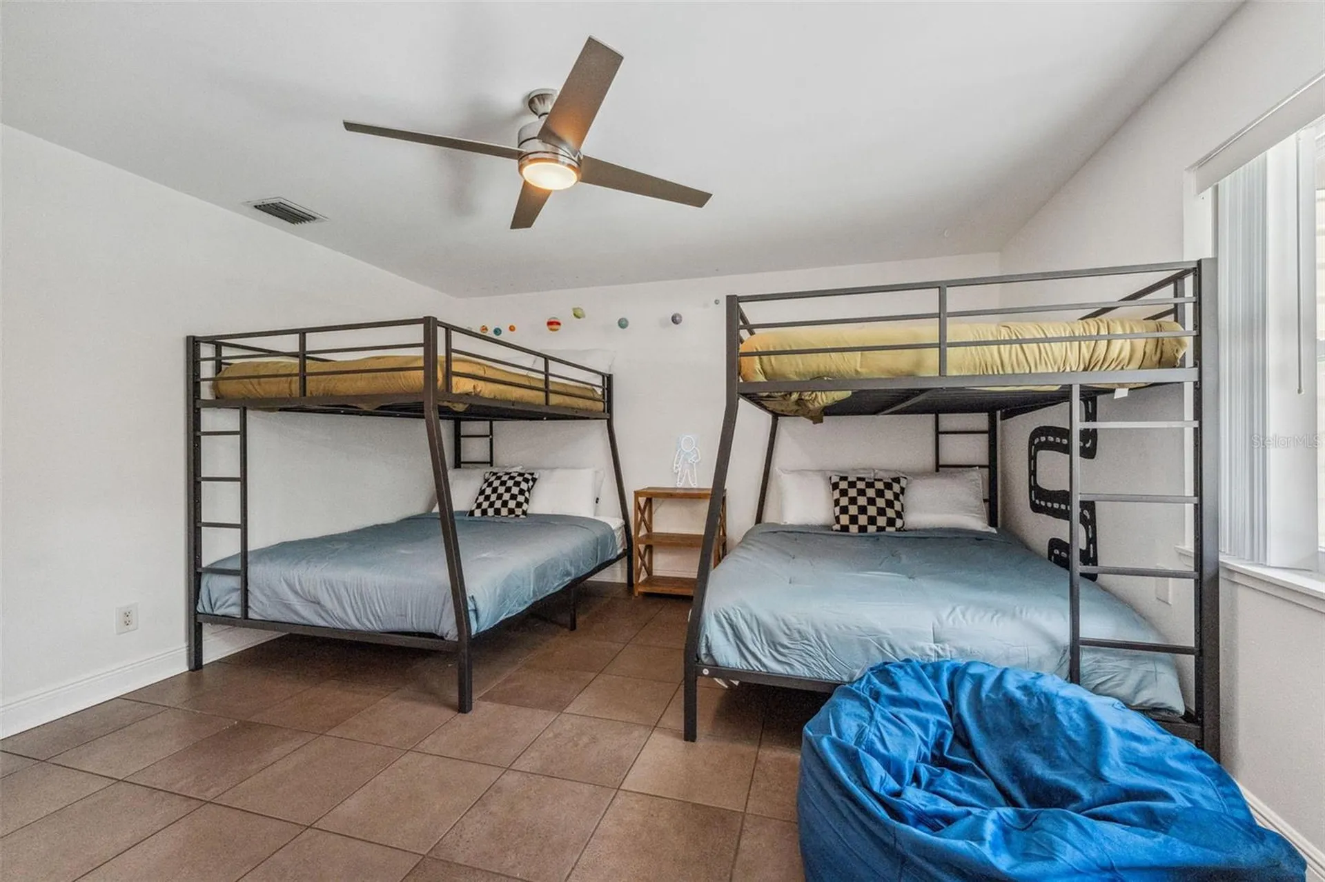 1584 Oak Lane Clearwater FL 33764