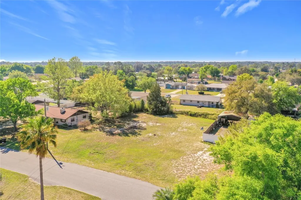 Pine Street Leesburg FL 34788