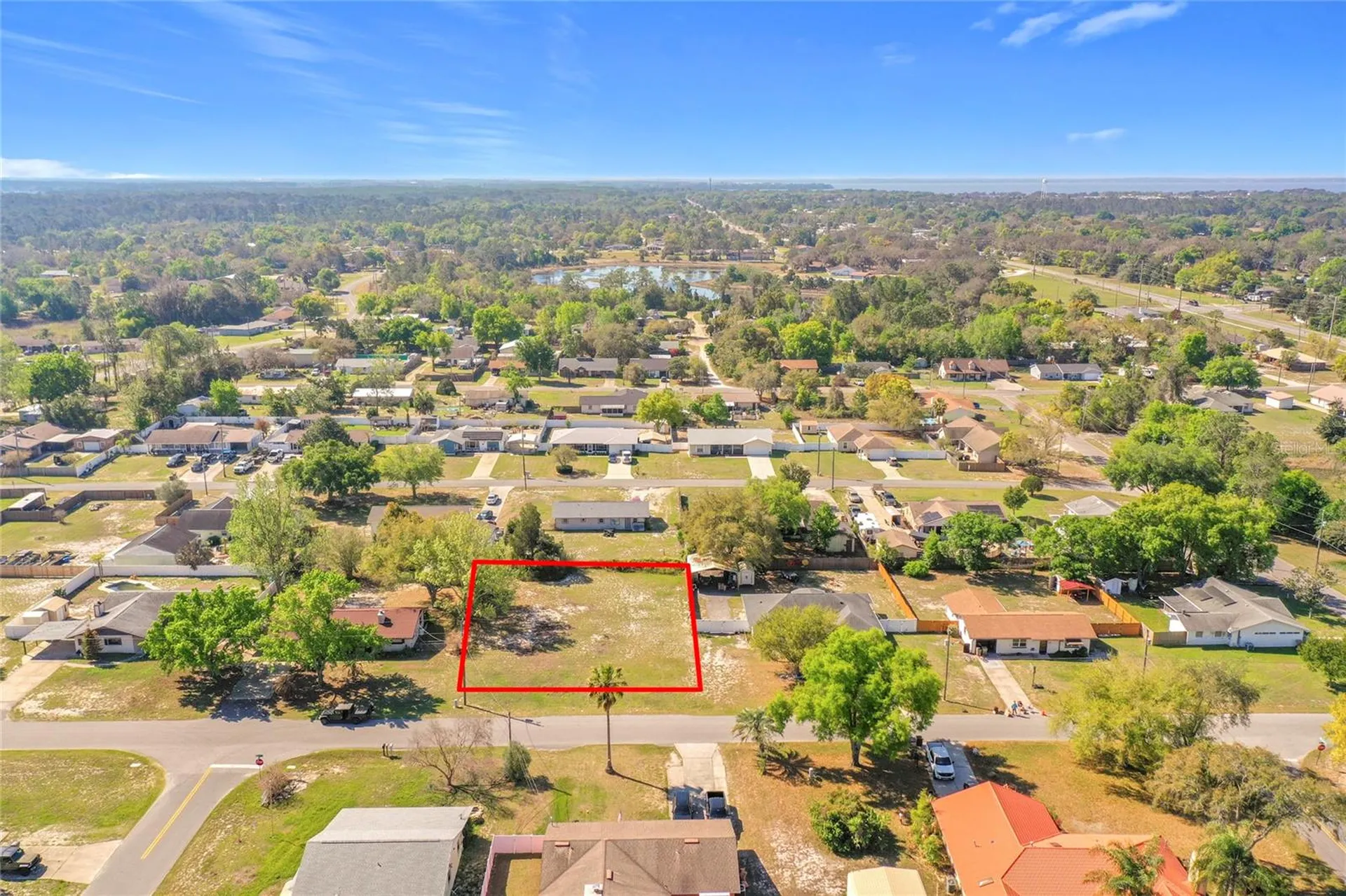 Pine Street Leesburg FL 34788