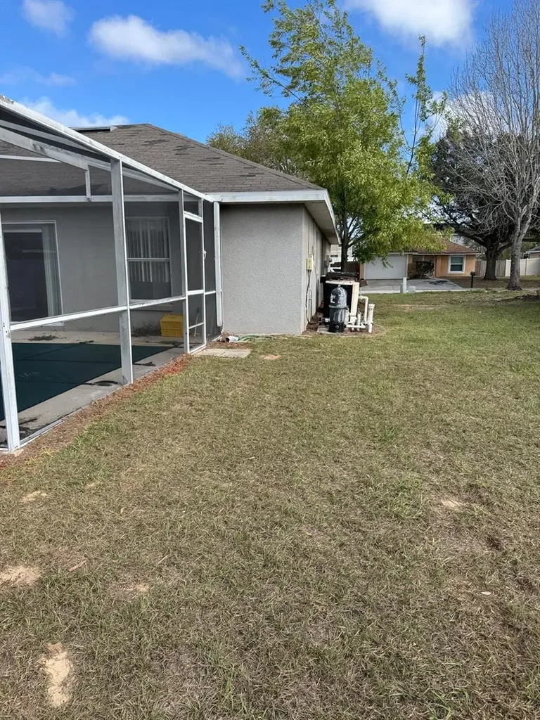 318 Walpole Loop Davenport FL 33897