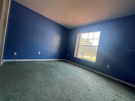 318 Walpole Loop Davenport FL 33897