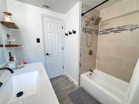 9616 Pine Ridge Avenue Riverview FL 33578