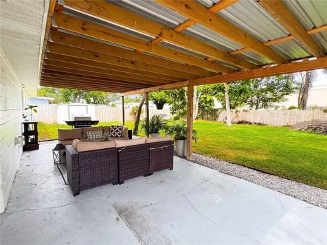 9616 Pine Ridge Avenue Riverview FL 33578
