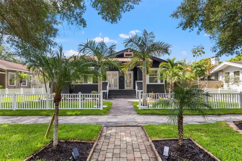2830 2nd Avenue N St Petersburg FL 33713