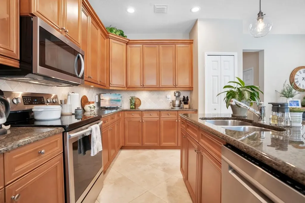 2268 Osprey Avenue Orlando FL 32814