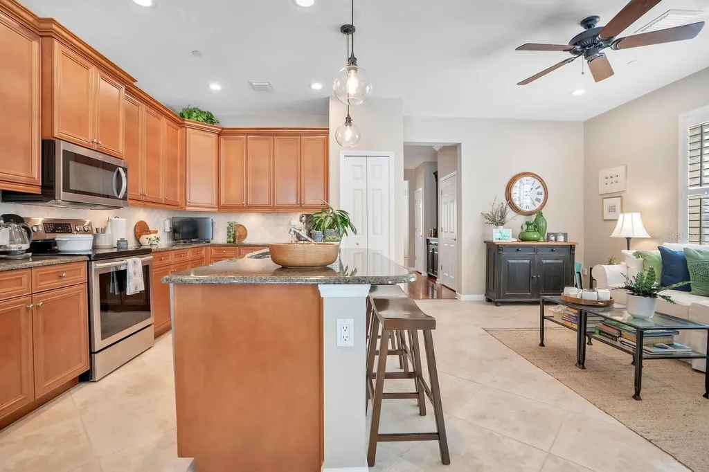 2268 Osprey Avenue Orlando FL 32814
