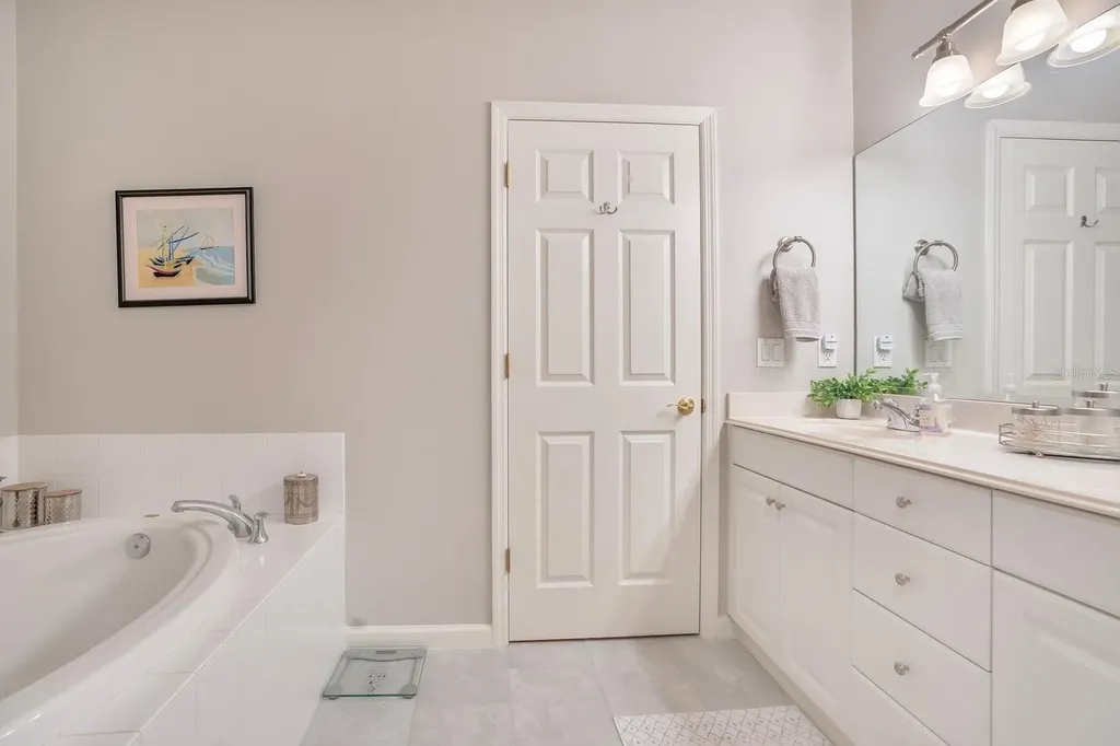 2268 Osprey Avenue Orlando FL 32814