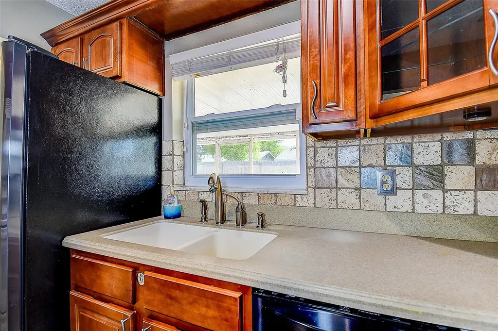 10849 92nd Street Seminole FL 33777