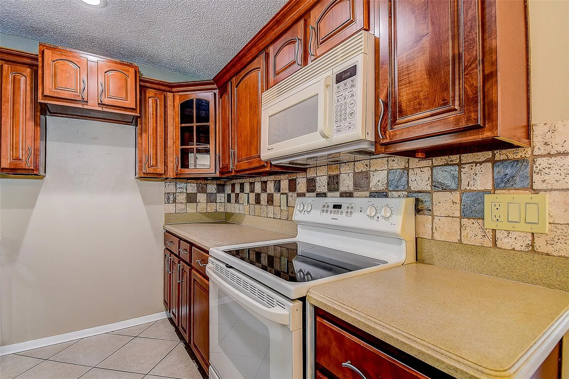 10849 92nd Street Seminole FL 33777