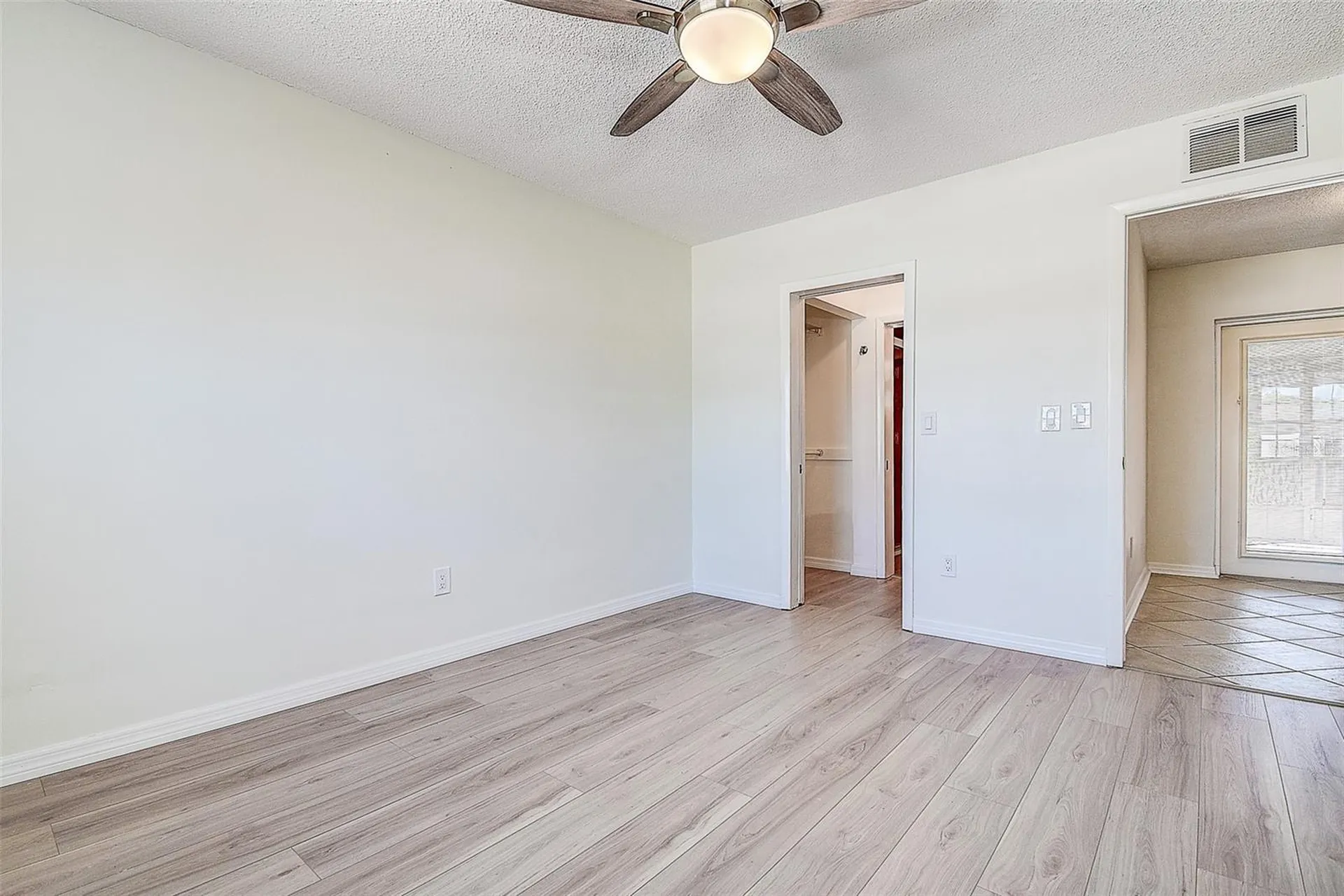 10849 92nd Street Seminole FL 33777