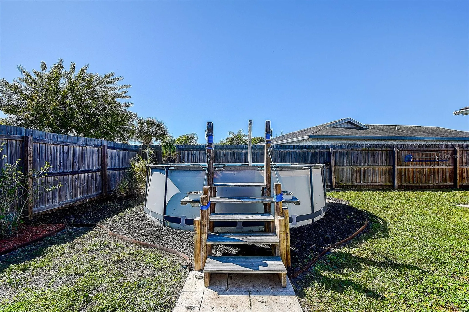 10849 92nd Street Seminole FL 33777