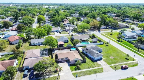 10849 92nd Street Seminole FL 33777