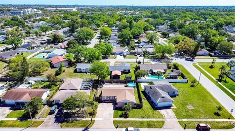 10849 92nd Street Seminole FL 33777