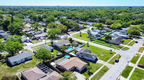 10849 92nd Street Seminole FL 33777