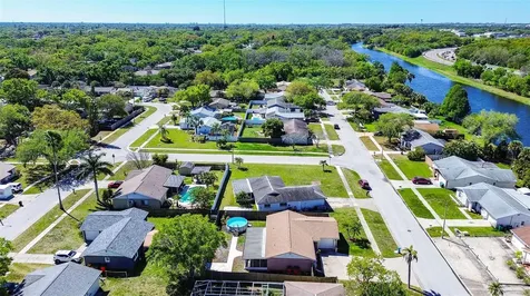 10849 92nd Street Seminole FL 33777