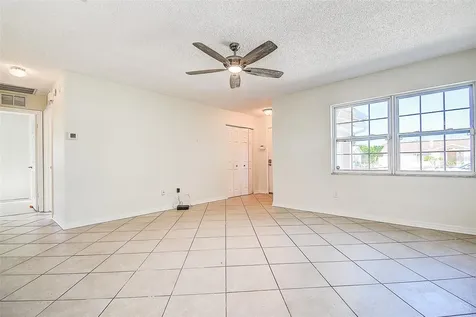 10849 92nd Street Seminole FL 33777