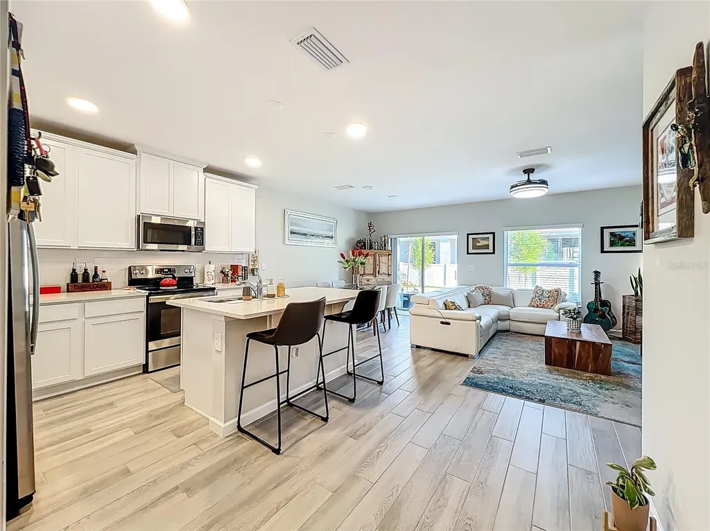 4460 Campsite Loop Orlando FL 32824