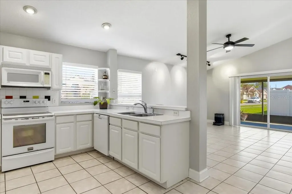 12420 Appomatox Drive Orlando FL 32837