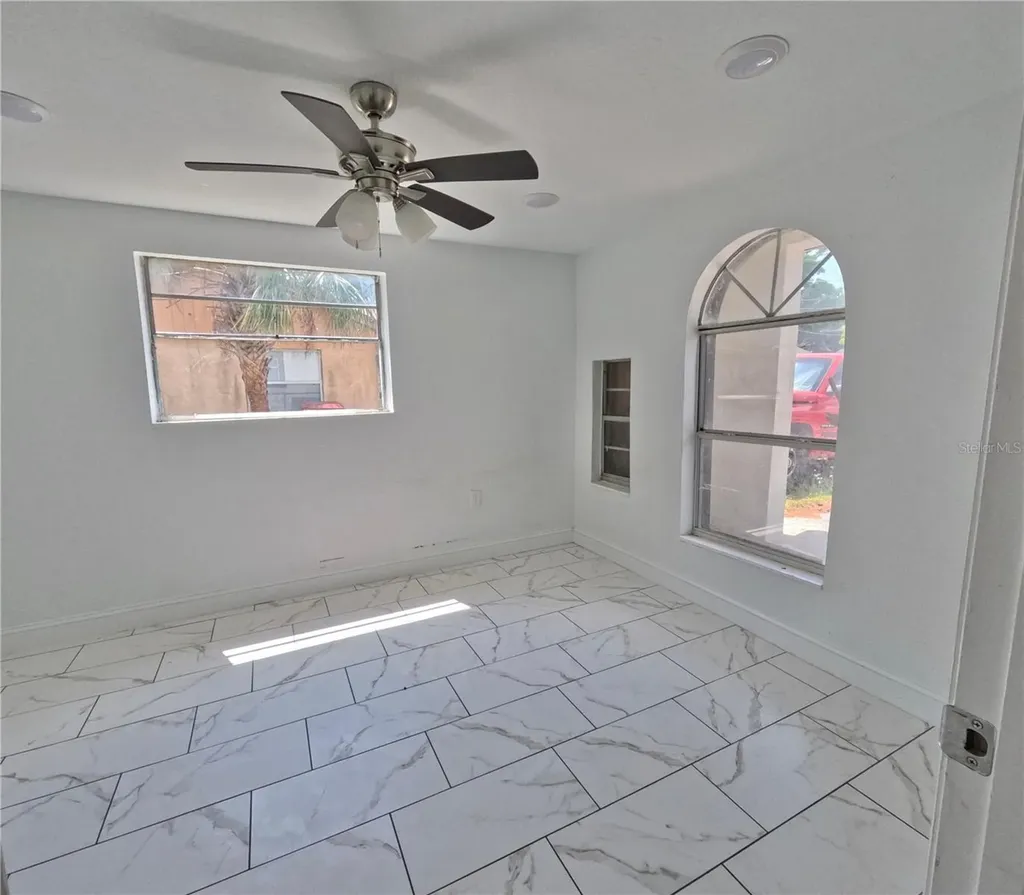 1004 S Empire Street Plant City FL 33563